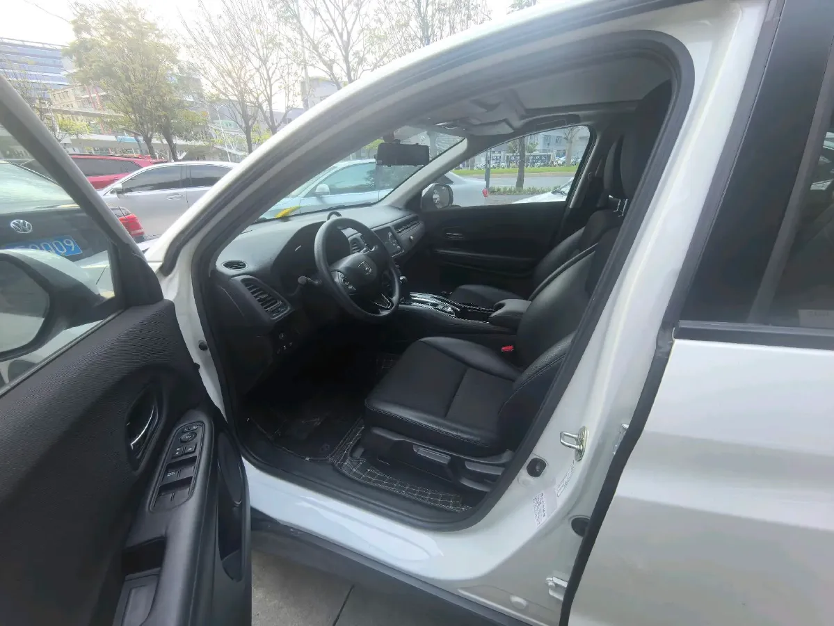 2022 Honda Vezel 1.5L 131HP L4 CVT,autocango,china used car exporter,china ev exporter,chinese used car exporter,chinese used ev exporter