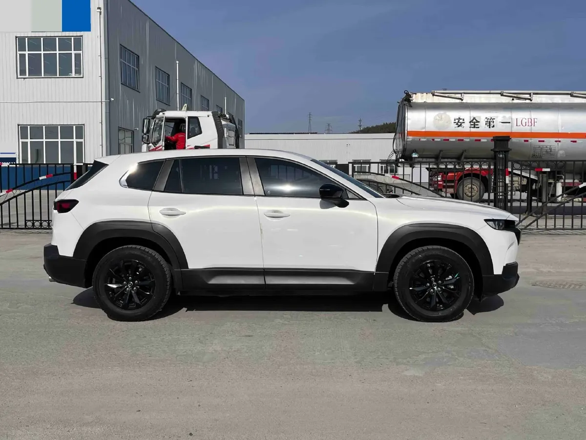 2023 Mazda CX-50 2.0L 155HP L4 6AT,autocango,china used car exporter,china ev exporter,chinese used car exporter,chinese used ev exporter