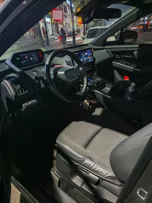 2024 Toyota BZ4X BEV 66.7KWH,autocango,china used car exporter,china ev exporter,chinese used car exporter,chinese used ev exporter