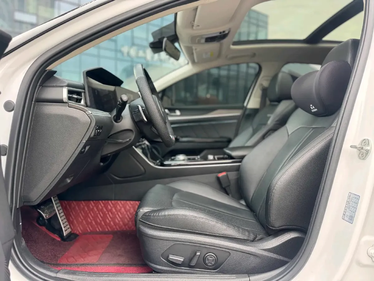 2020 Kia K5 2.0T 240HP L4 8AT,autocango,china used car exporter,china ev exporter,chinese used car exporter,chinese used ev exporter