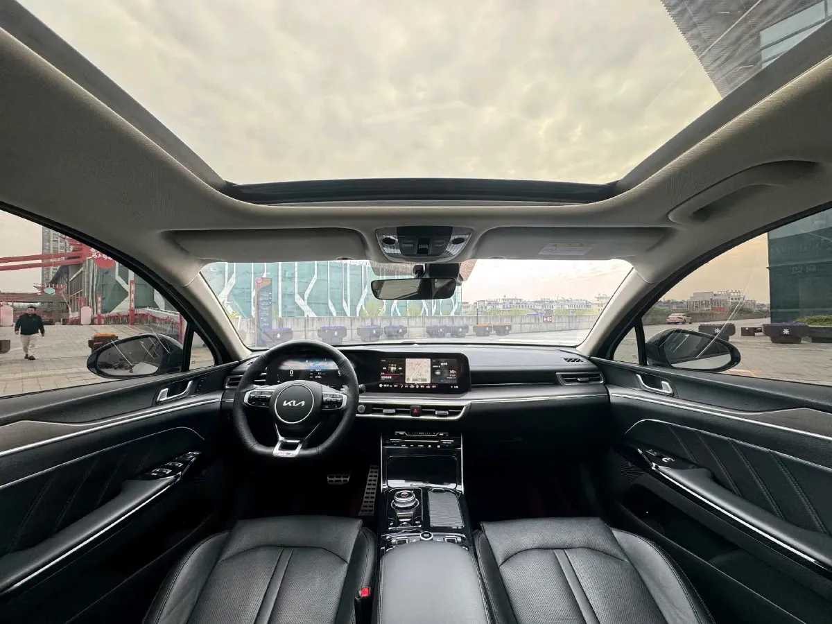 2020 Kia K5 2.0T 240HP L4 8AT,autocango,china used car exporter,china ev exporter,chinese used car exporter,chinese used ev exporter