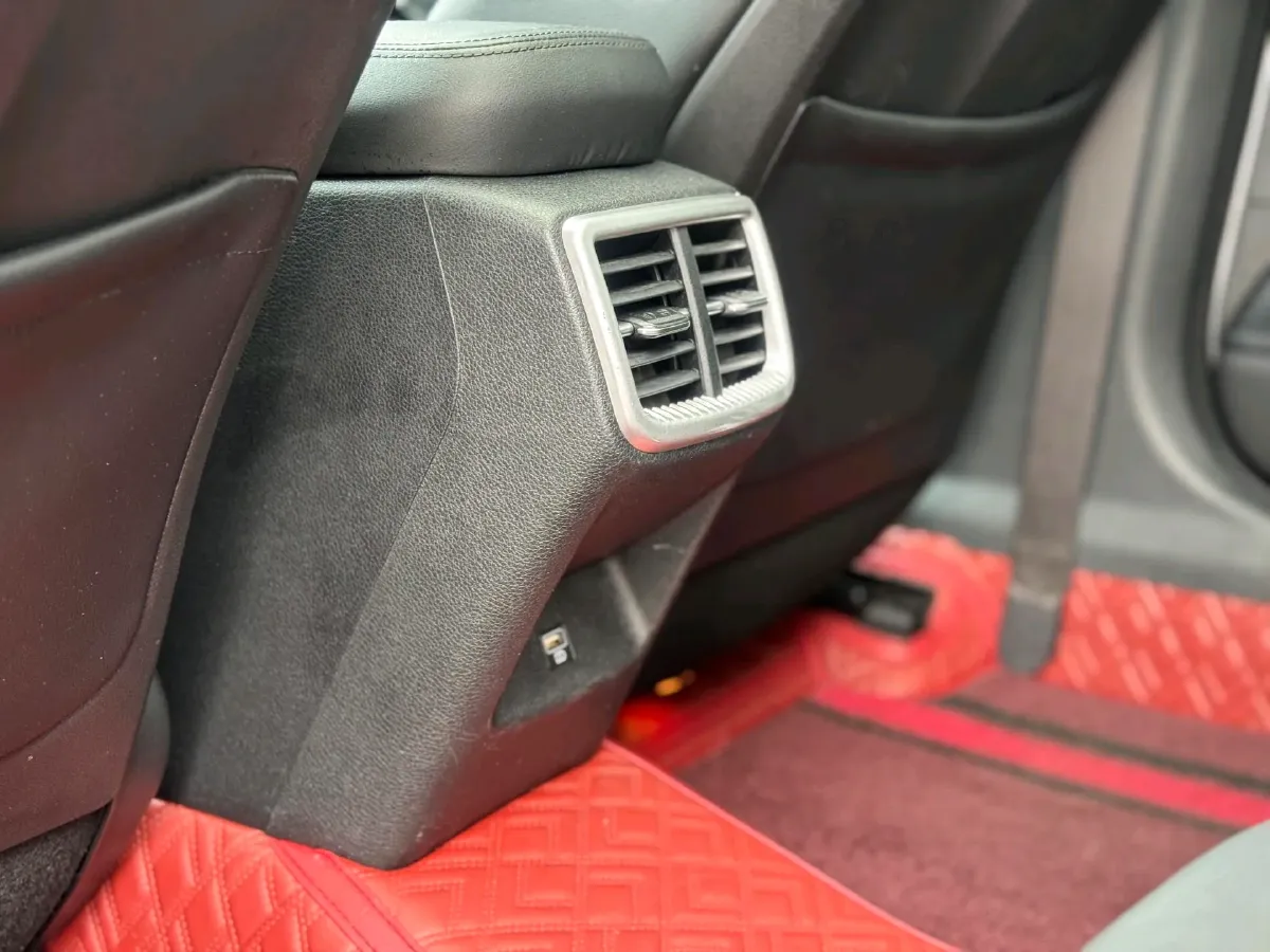 2020 Kia K5 2.0T 240HP L4 8AT,autocango,china used car exporter,china ev exporter,chinese used car exporter,chinese used ev exporter