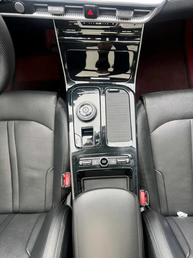 2020 Kia K5 2.0T 240HP L4 8AT,autocango,china used car exporter,china ev exporter,chinese used car exporter,chinese used ev exporter