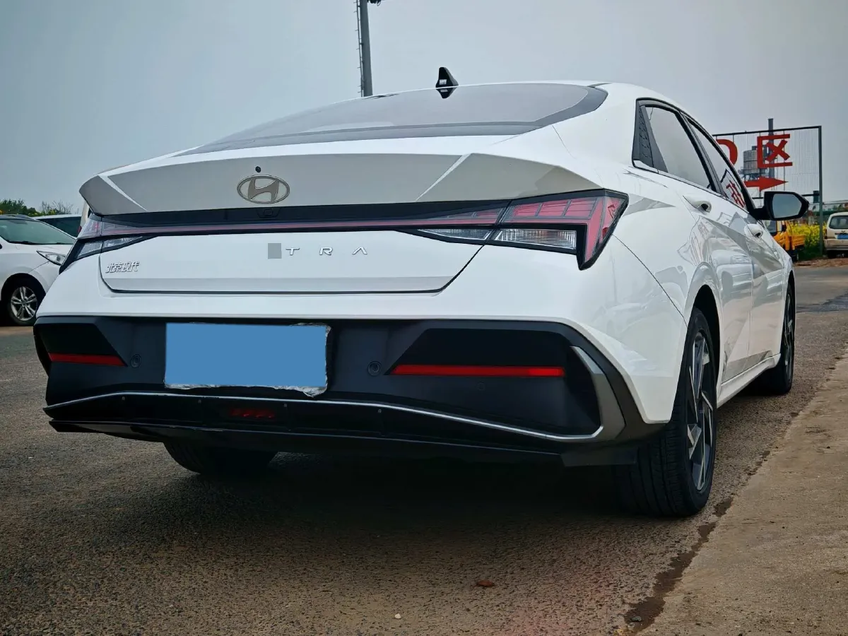 2023 Hyundai Elantra 1.5L 115HP L4 CVT,autocango,china used car exporter,china ev exporter,chinese used car exporter,chinese used ev exporter
