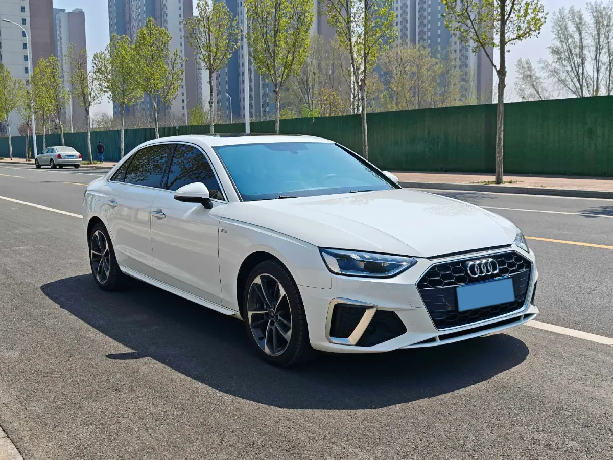 2023 Audi A4L 2.0T 190HP L4 7DCT,autocango,china used car exporter,china ev exporter,chinese used car exporter,chinese used ev exporter