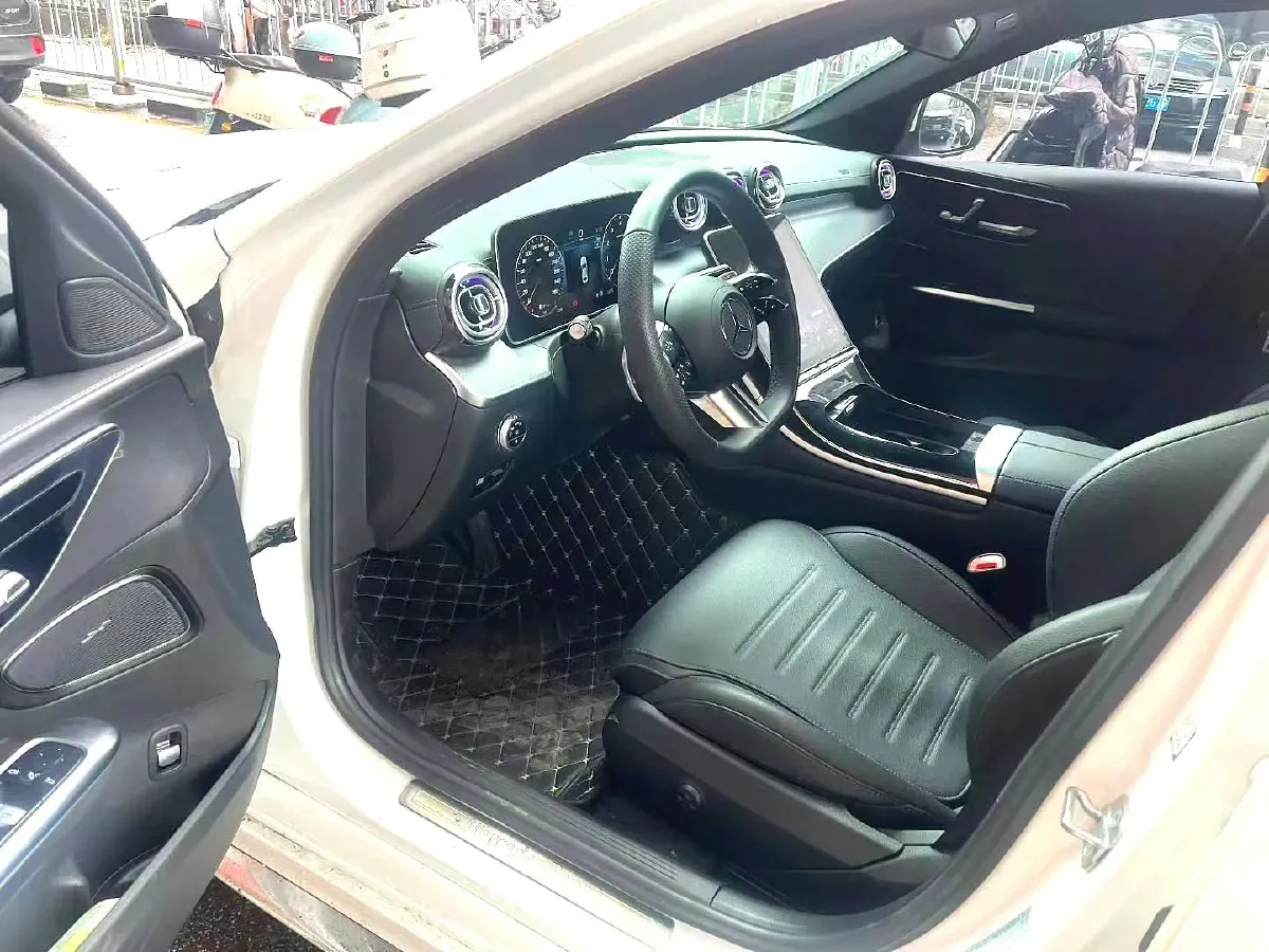 2024 Mercedes-Benz C Class 1.5T 170HP L4 9AT,autocango,china used car exporter,china ev exporter,chinese used car exporter,chinese used ev exporter
