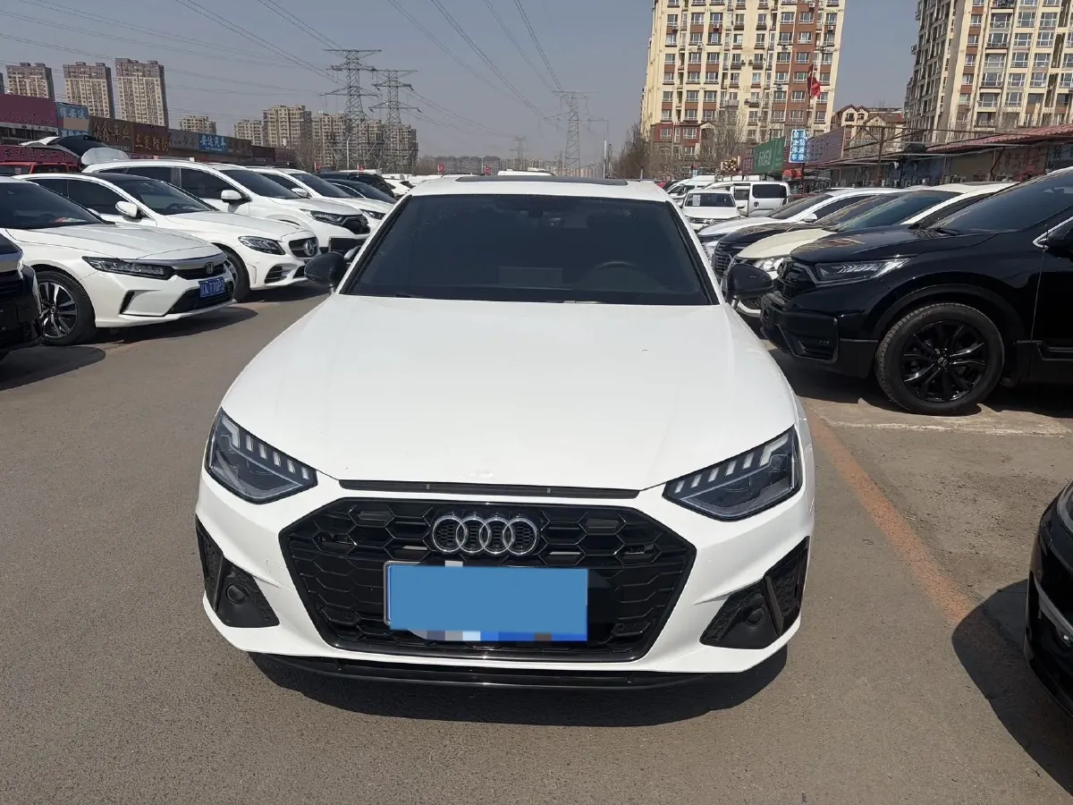 2023 Audi A4L 2.0T 190HP L4 7DCT,autocango,china used car exporter,china ev exporter,chinese used car exporter,chinese used ev exporter