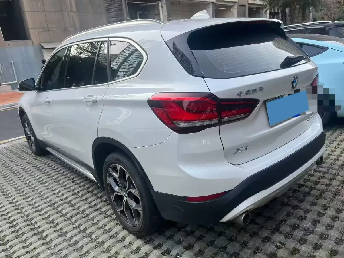 2021 BMW X1 1.5T 140HP L3 7DCT,autocango,china used car exporter,china ev exporter,chinese used car exporter,chinese used ev exporter