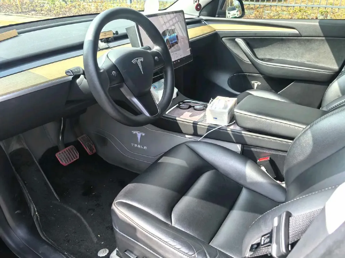 2022 Tesla Model Y BEV 60KWH,autocango,china used car exporter,china ev exporter,chinese used car exporter,chinese used ev exporter