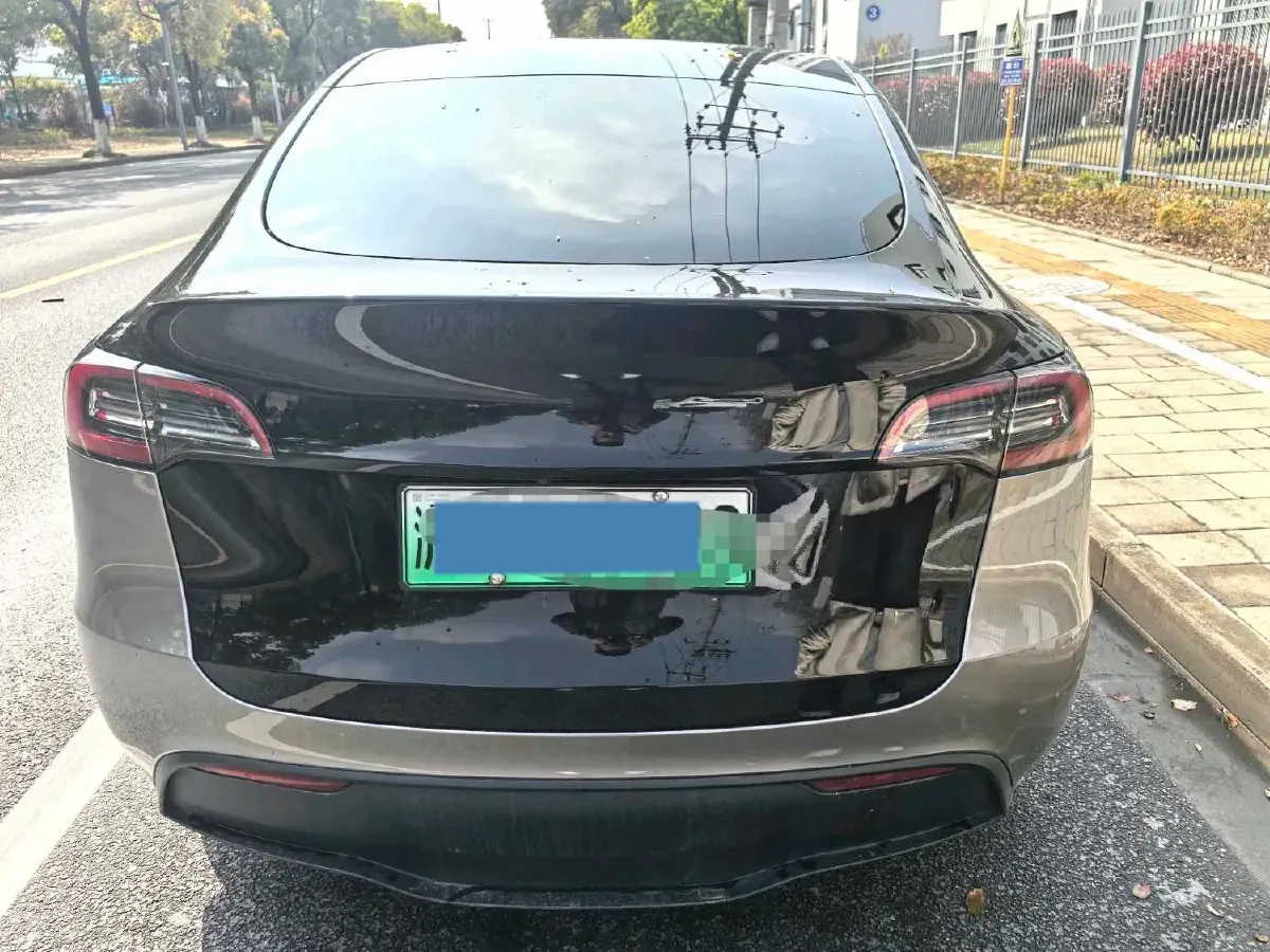 2022 Tesla Model Y BEV 60KWH,autocango,china used car exporter,china ev exporter,chinese used car exporter,chinese used ev exporter