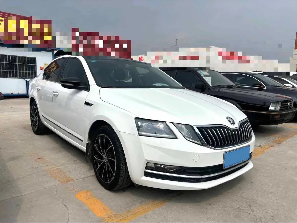 2018 Skoda Octavia 1.4T 150HP L4 7DCT,autocango,china used car exporter,china ev exporter,chinese used car exporter,chinese used ev exporter
