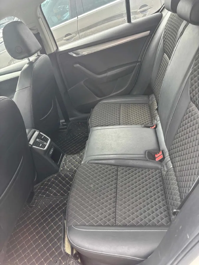 2018 Skoda Octavia 1.4T 150HP L4 7DCT,autocango,china used car exporter,china ev exporter,chinese used car exporter,chinese used ev exporter