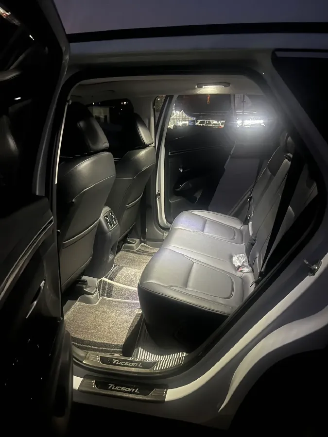 2023 Hyundai Tucson 1.5T 200HP L4 8AT,autocango,china used car exporter,china ev exporter,chinese used car exporter,chinese used ev exporter