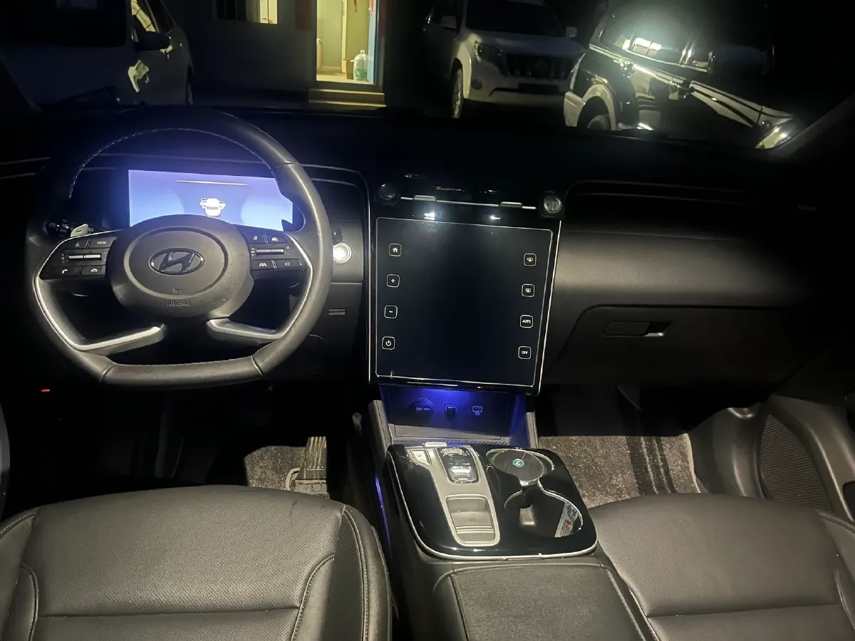 2023 Hyundai Tucson 1.5T 200HP L4 8AT,autocango,china used car exporter,china ev exporter,chinese used car exporter,chinese used ev exporter