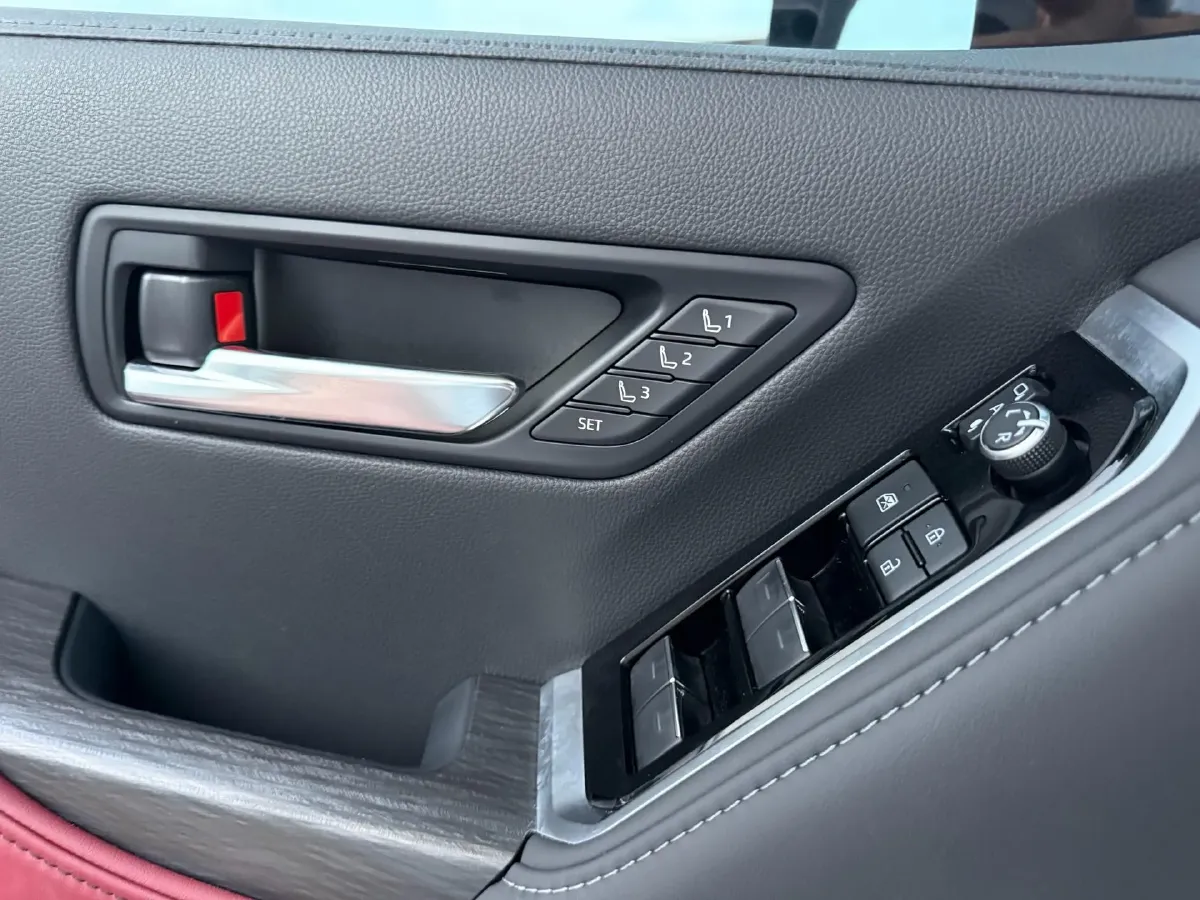 2021 Lexus LS 3.5L 299HP V6 E-CVT Hybrid,autocango,china used car exporter,china ev exporter,chinese used car exporter,chinese used ev exporter