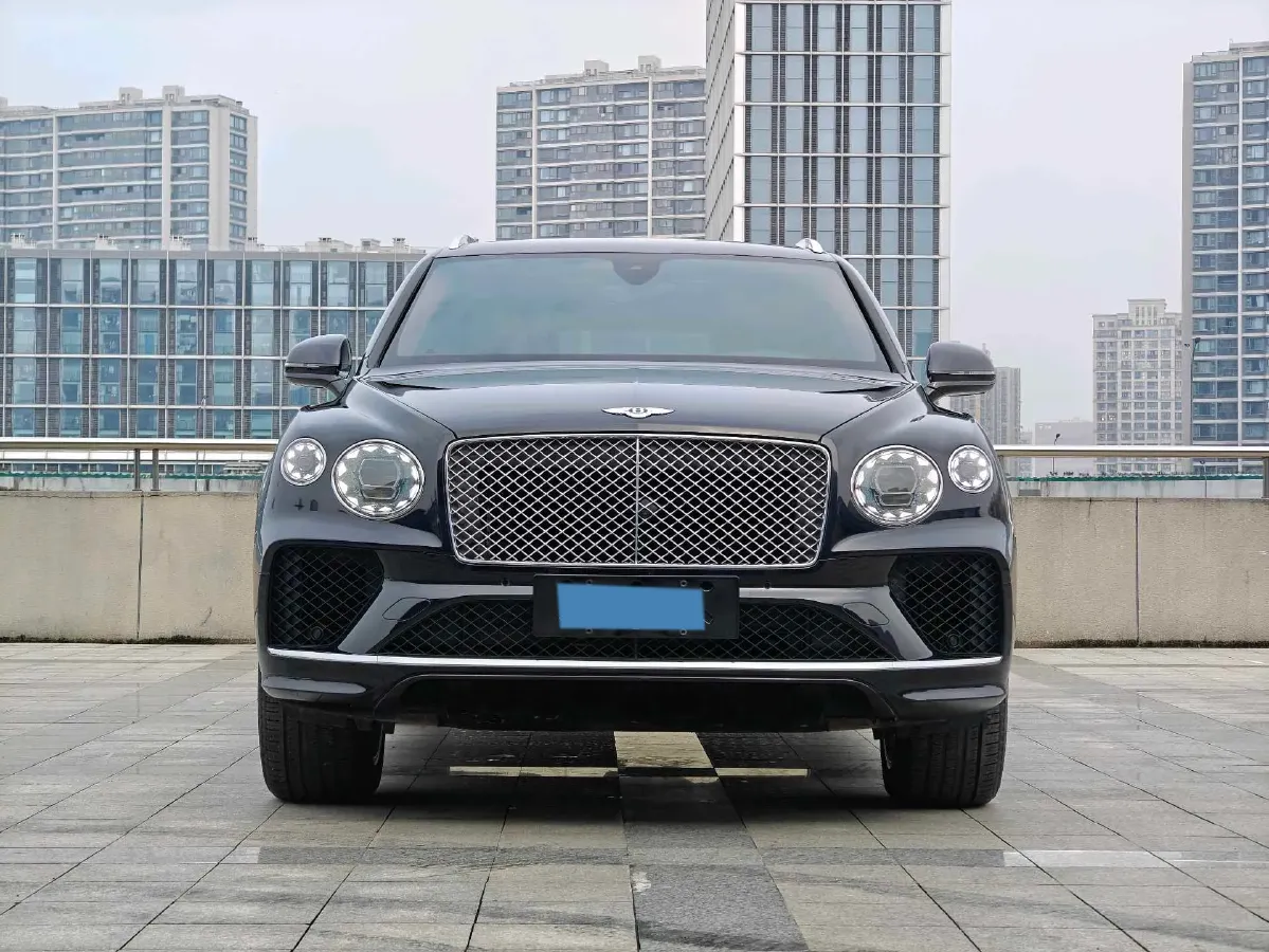 2021 Bentley Bentayga 4.0T 550HP V8 8AT,autocango,china used car exporter,china ev exporter,chinese used car exporter,chinese used ev exporter