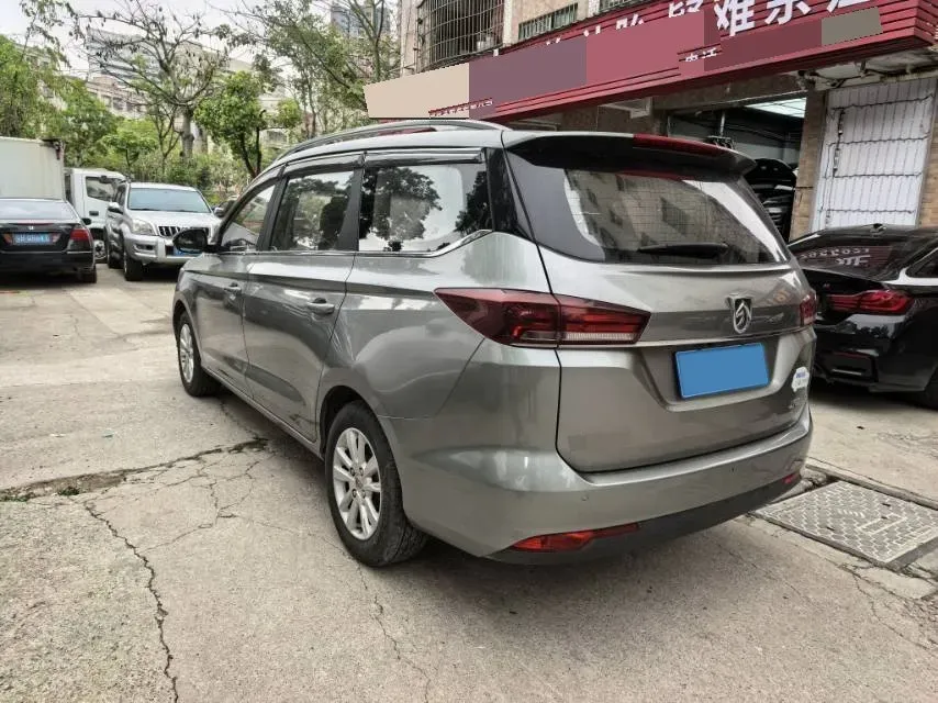 2018 BaoJun 530 1.5T 150HP L4 6MT,autocango,china used car exporter,china ev exporter,chinese used car exporter,chinese used ev exporter