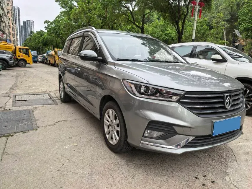 2018 BaoJun 530 1.5T 150HP L4 6MT,autocango,china used car exporter,china ev exporter,chinese used car exporter,chinese used ev exporter