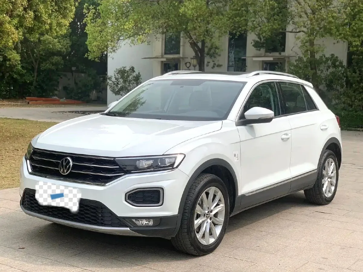 2022 Volkswagen T-Roc 1.4T 150HP L4 7DCT,autocango,china used car exporter,china ev exporter,chinese used car exporter,chinese used ev exporter