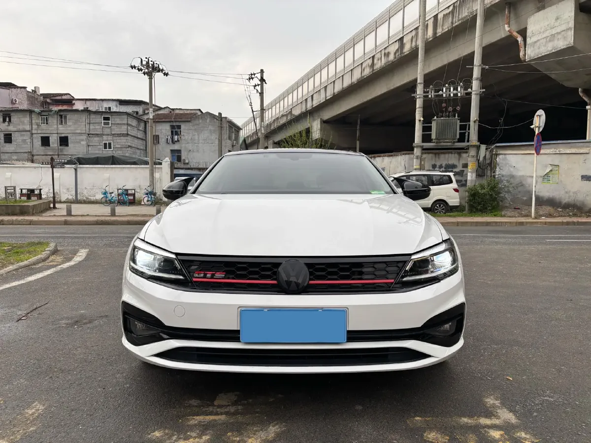 2021 Volkswagen Lamando 1.4T 150HP L4 7DCT,autocango,china used car exporter,china ev exporter,chinese used car exporter,chinese used ev exporter