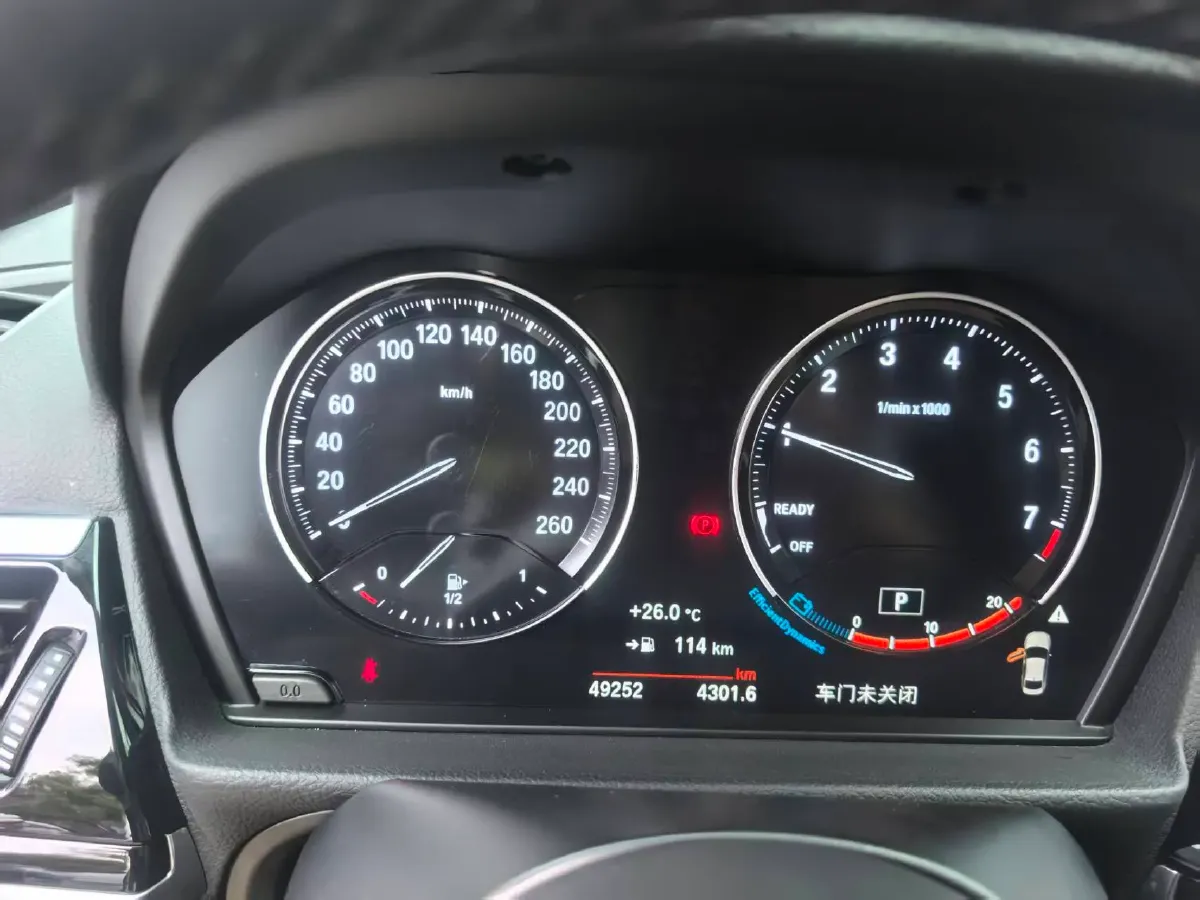 2022 BMW 1 Series 1.5T 140HP L3 7DCT,autocango,china used car exporter,china ev exporter,chinese used car exporter,chinese used ev exporter