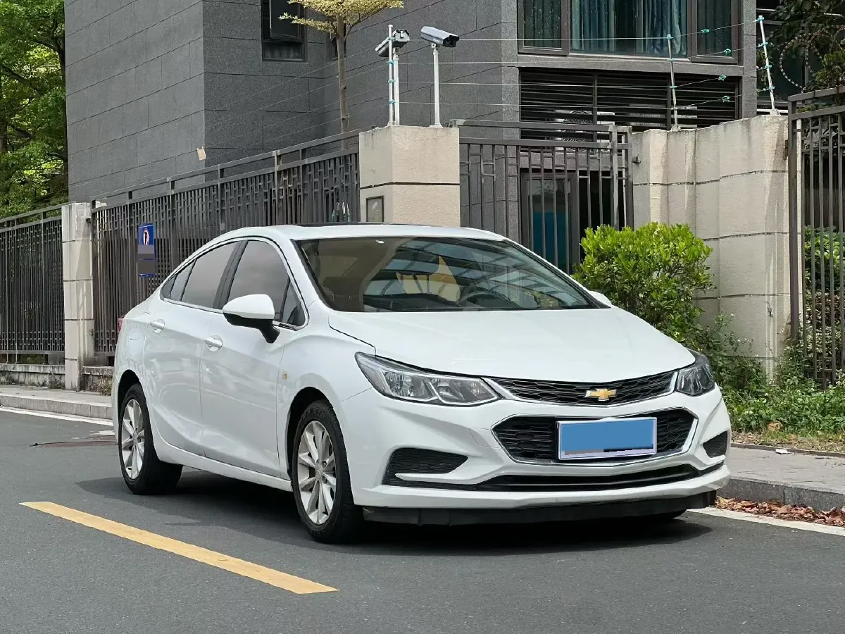 2018 Chevrolet Cruze 1.5L 114HP L4 6AT,autocango,china used car exporter,china ev exporter,chinese used car exporter,chinese used ev exporter