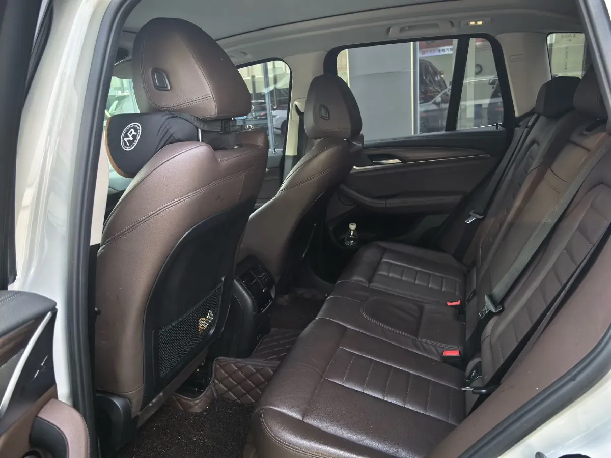 2021 BMW X3 2.0T 224HP L4 8AT,autocango,china used car exporter,china ev exporter,chinese used car exporter,chinese used ev exporter