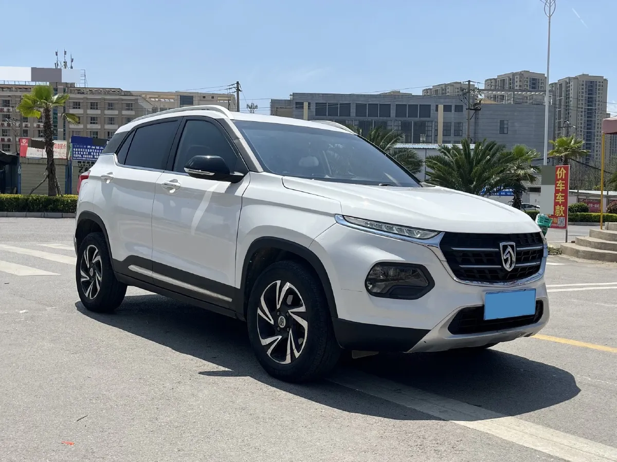 2017 HaiMa S5 Young Edition 1.6L 122HP L4 5MT,autocango,china used car exporter,china ev exporter,chinese used car exporter,chinese used ev exporter