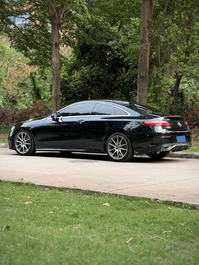 2021 Mercedes-Benz E Class 2.0T 258HP L4 9AT,autocango,china used car exporter,china ev exporter,chinese used car exporter,chinese used ev exporter