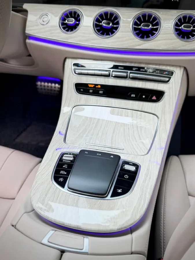 2021 Mercedes-Benz E Class 2.0T 258HP L4 9AT,autocango,china used car exporter,china ev exporter,chinese used car exporter,chinese used ev exporter