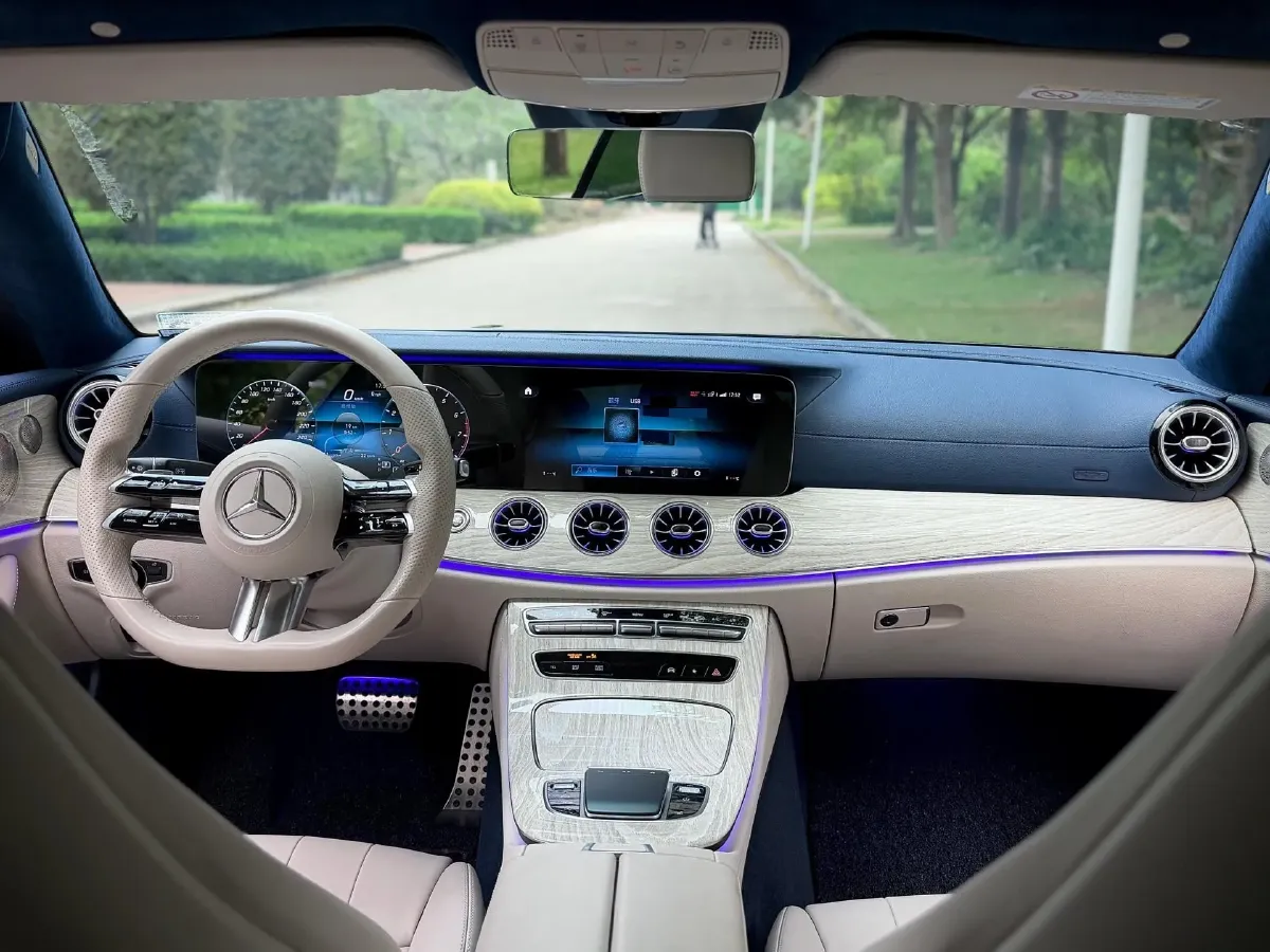 2021 Mercedes-Benz E Class 2.0T 258HP L4 9AT,autocango,china used car exporter,china ev exporter,chinese used car exporter,chinese used ev exporter