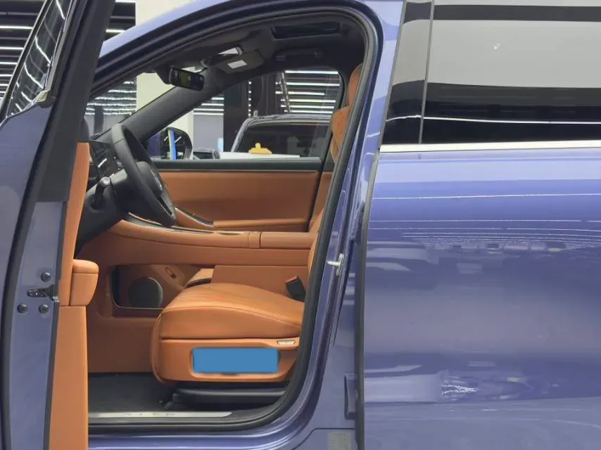 2026 AITO AITO M7 REEV 160HP REEV,autocango,china used car exporter,china ev exporter,chinese used car exporter,chinese used ev exporter