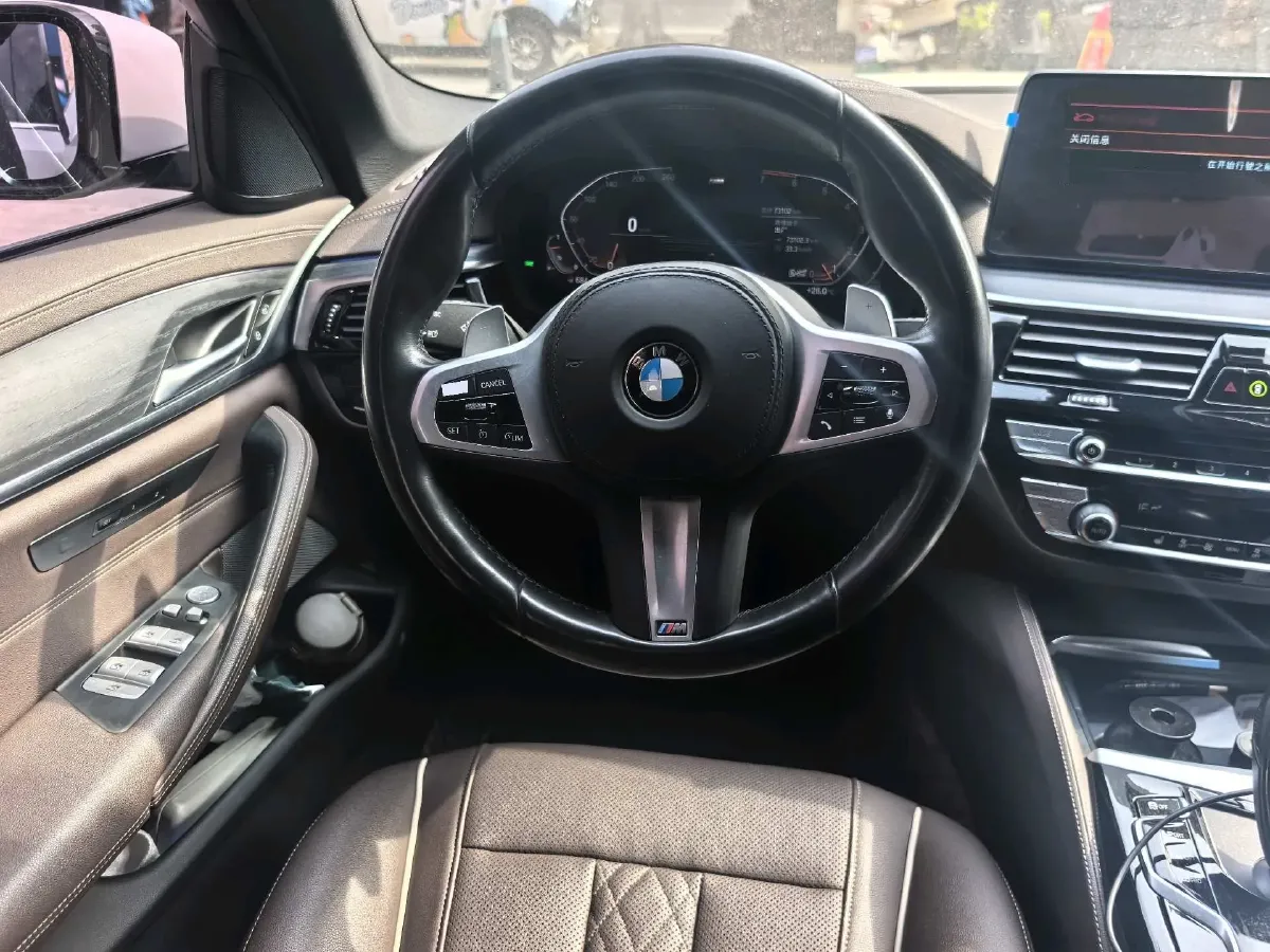 2021 BMW 5 Series 2.0T 252HP L4 8AT,autocango,china used car exporter,china ev exporter,chinese used car exporter,chinese used ev exporter