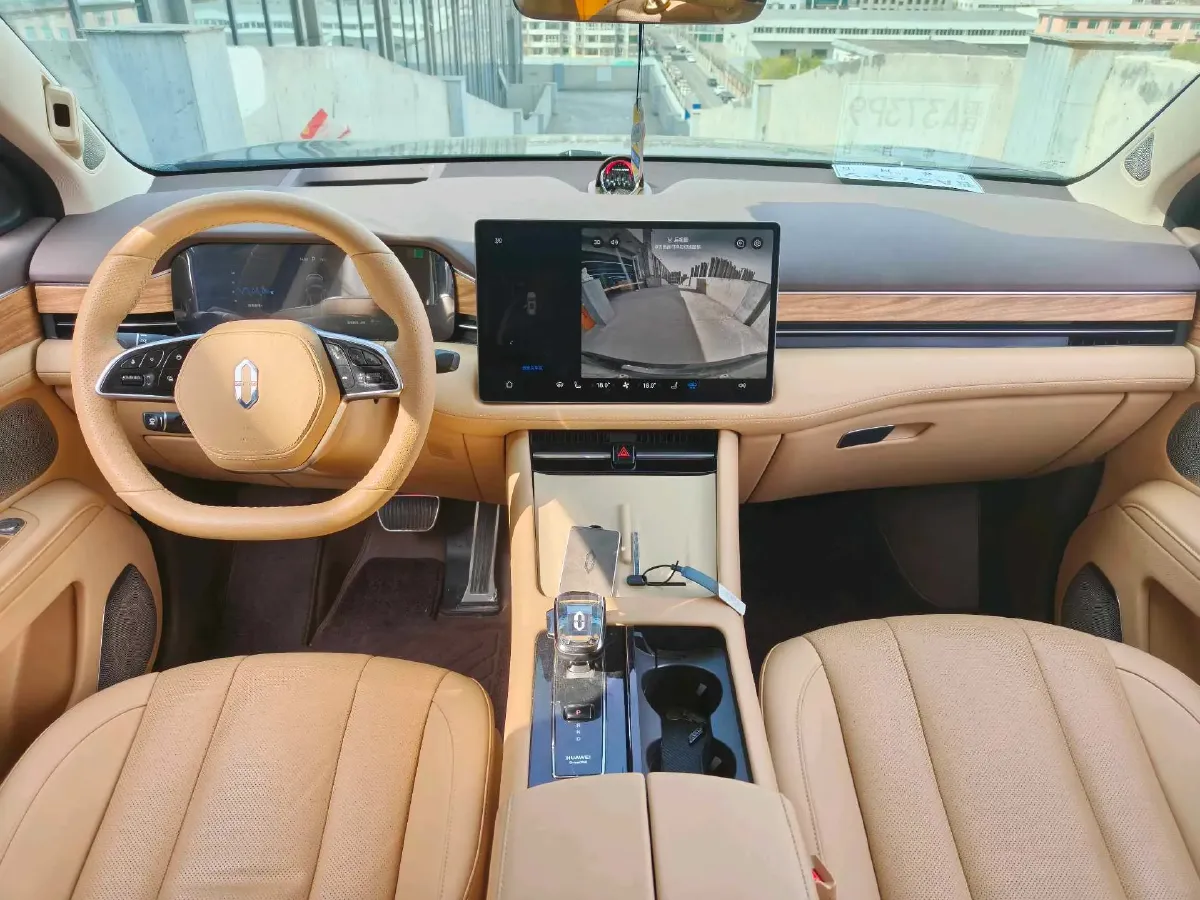 2024 AITO AITO M7 1.5T 152HP L4 REEV 38.5KWH,autocango,china used car exporter,china ev exporter,chinese used car exporter,chinese used ev exporter