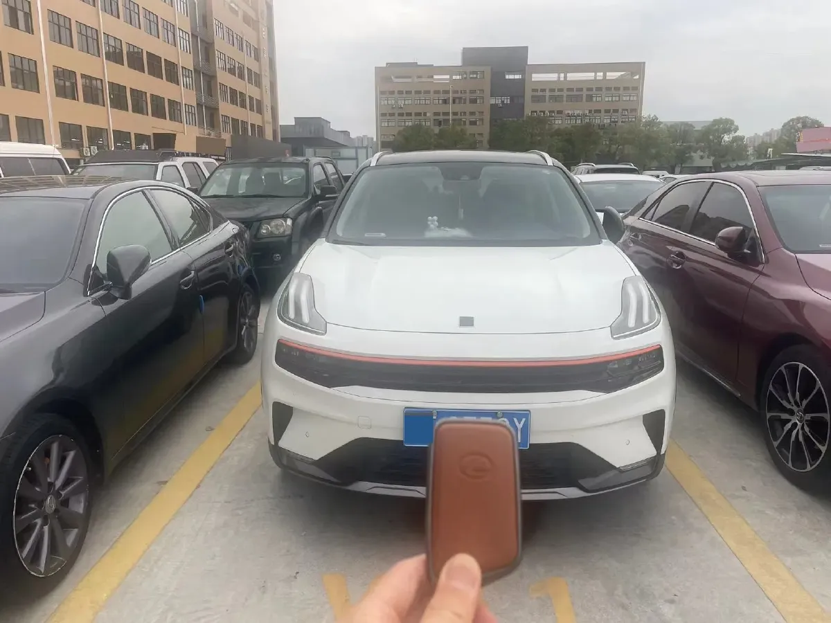 2020 LYNK&CO 06 1.5T 177HP L3 7DCT,autocango,china used car exporter,china ev exporter,chinese used car exporter,chinese used ev exporter