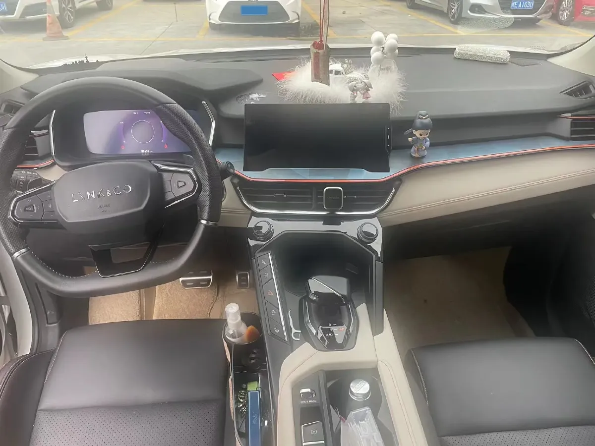 2020 LYNK&CO 06 1.5T 177HP L3 7DCT,autocango,china used car exporter,china ev exporter,chinese used car exporter,chinese used ev exporter