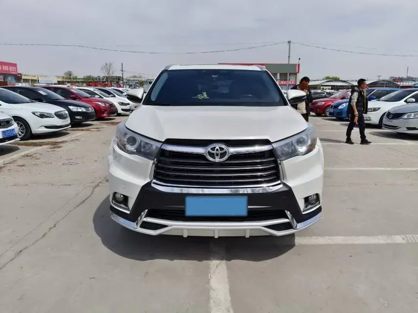 2017 Toyota Highlander 2.0T 220HP L4 6AT,autocango,china used car exporter,china ev exporter,chinese used car exporter,chinese used ev exporter