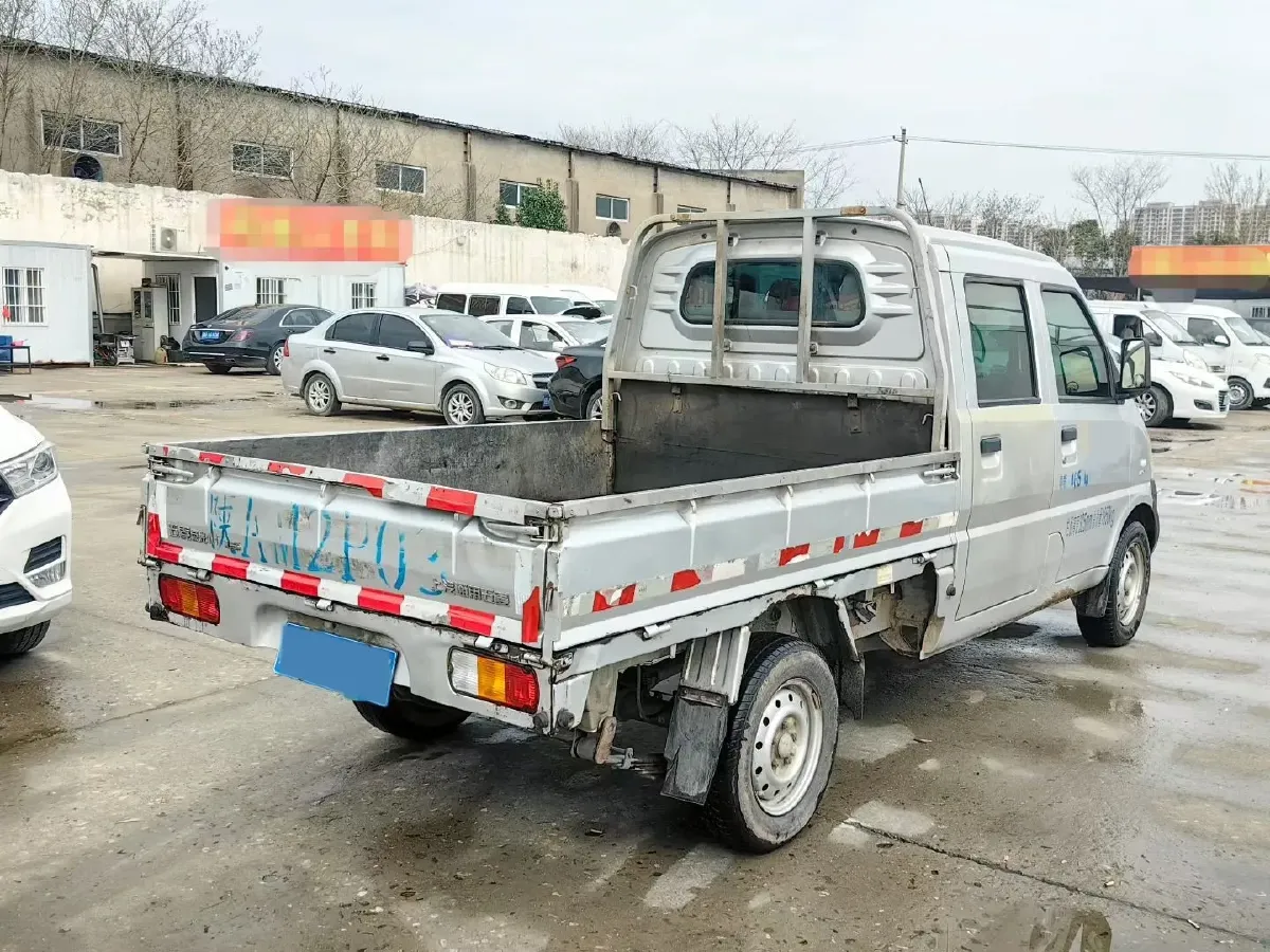 2015 WuLing RongGuang V 1.5L 112HP L4 5MT,autocango,china used car exporter,china ev exporter,chinese used car exporter,chinese used ev exporter