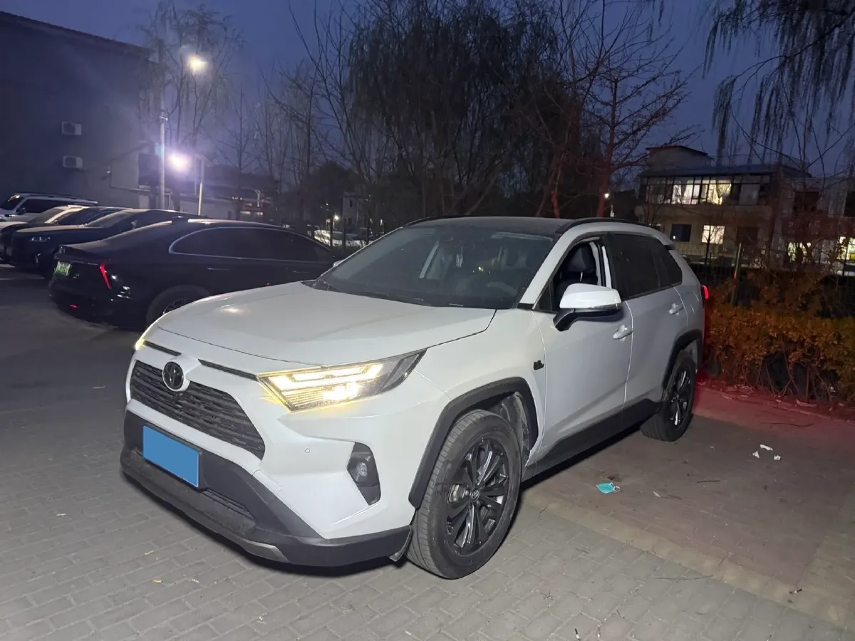 2023 Toyota RAV4 2.0L 171HP L4 CVT,autocango,china used car exporter,china ev exporter,chinese used car exporter,chinese used ev exporter