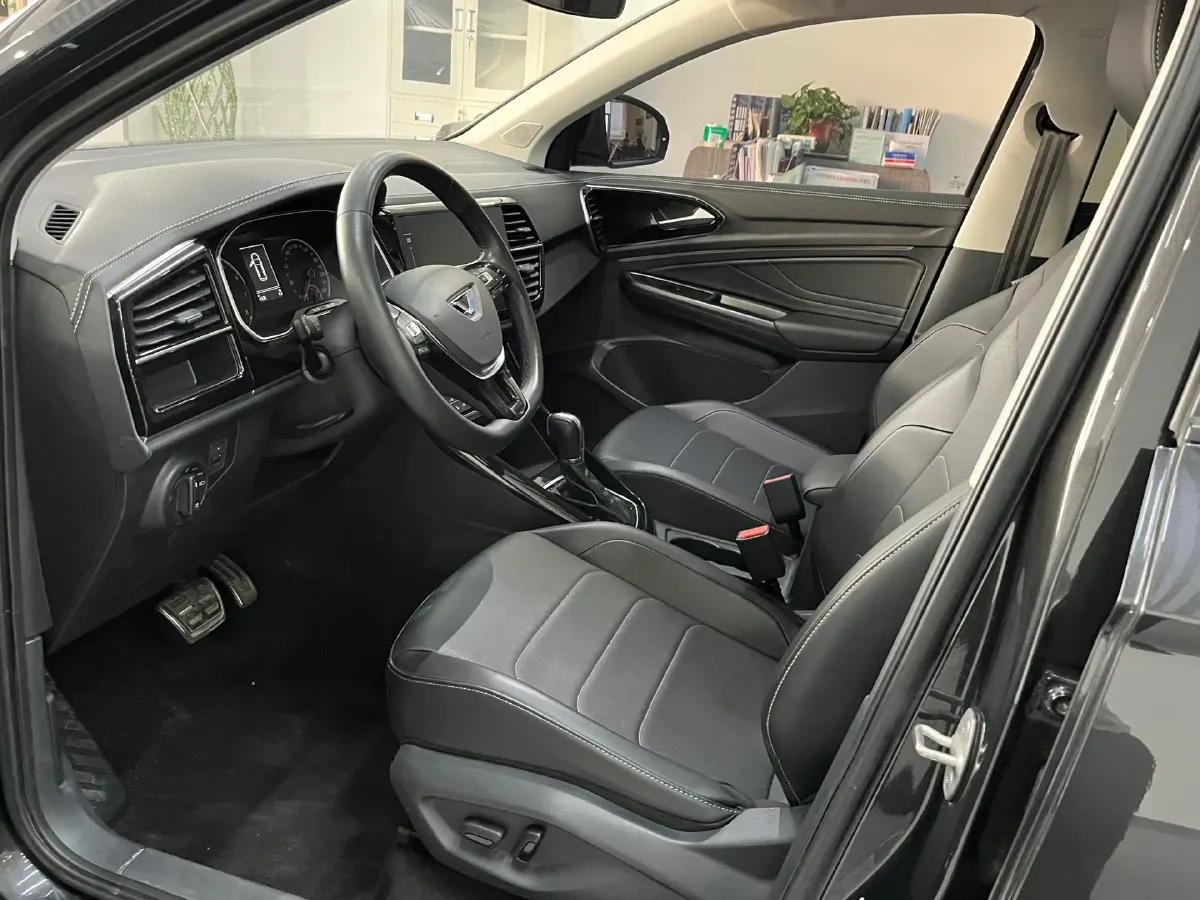 2021 Jetta VS7 1.4T 150HP L4 6AT,autocango,china used car exporter,china ev exporter,chinese used car exporter,chinese used ev exporter