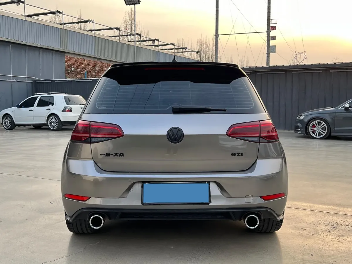 2019 Buick EnvisionPlus 2.0T 260HP L4 9AT,autocango,china used car exporter,china ev exporter,chinese used car exporter,chinese used ev exporter