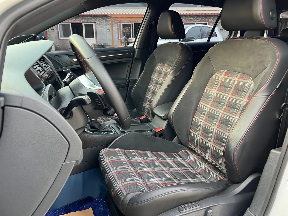 2019 Buick EnvisionPlus 2.0T 260HP L4 9AT,autocango,china used car exporter,china ev exporter,chinese used car exporter,chinese used ev exporter