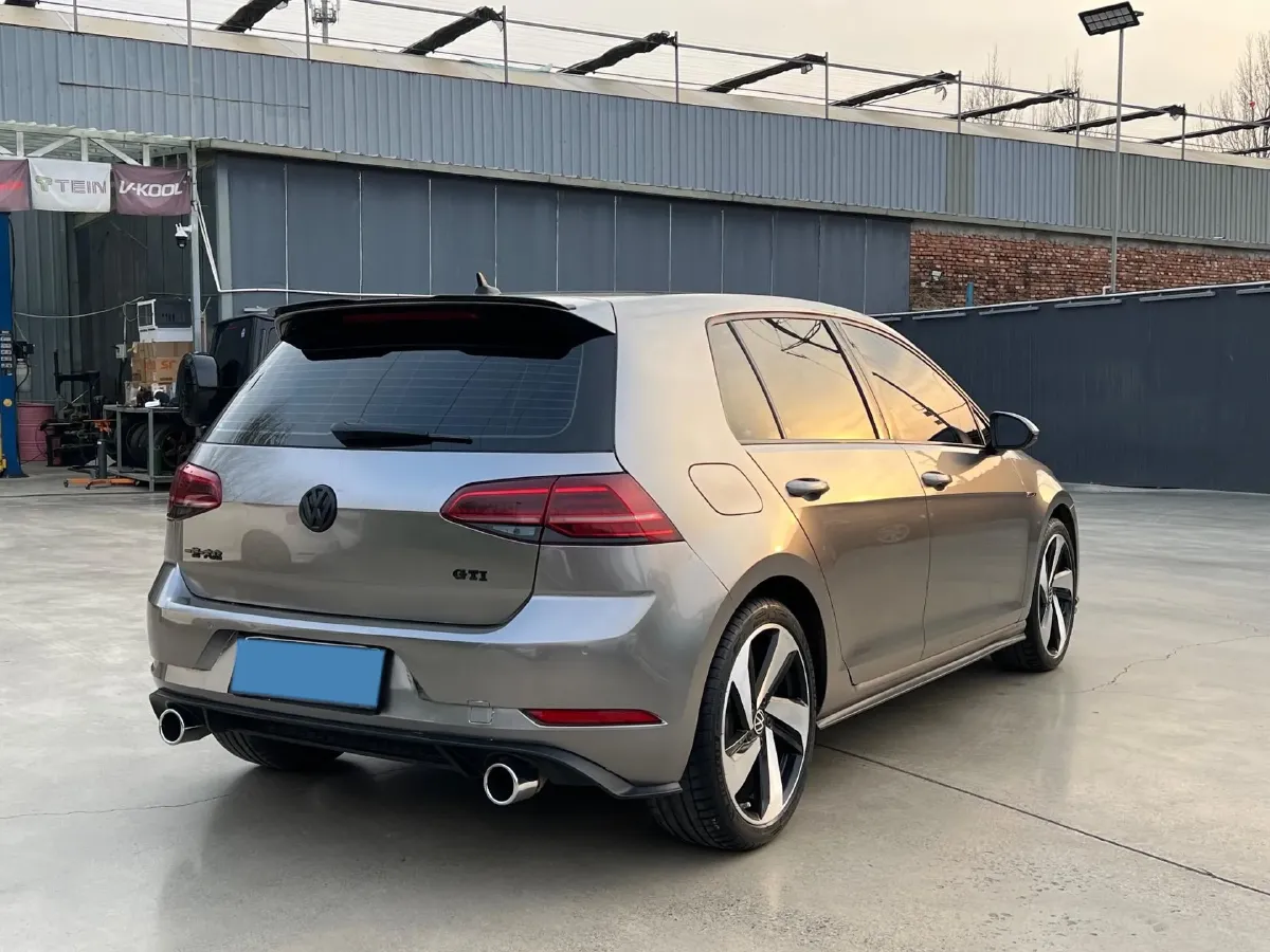 2019 Buick EnvisionPlus 2.0T 260HP L4 9AT,autocango,china used car exporter,china ev exporter,chinese used car exporter,chinese used ev exporter