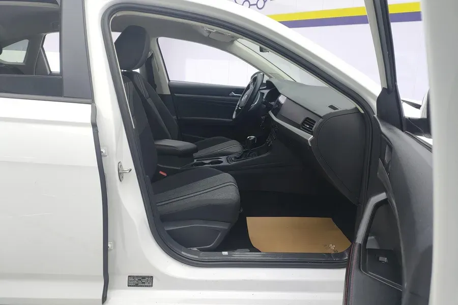 2021 Volkswagen Lavida 1.5L 113HP L4 6AT,autocango,china used car exporter,china ev exporter,chinese used car exporter,chinese used ev exporter