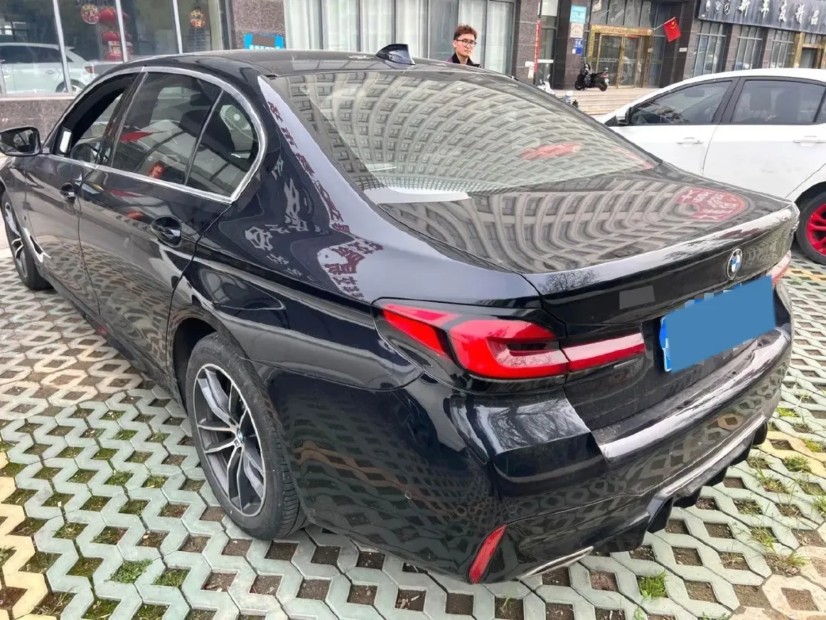 2021 BMW 5 Series 2.0T 184HP L4 8AT,autocango,china used car exporter,china ev exporter,chinese used car exporter,chinese used ev exporter