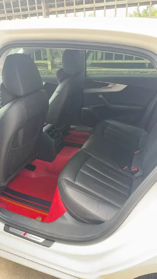 2019 Audi A4L 2.0T 190HP L4 7DCT,autocango,china used car exporter,china ev exporter,chinese used car exporter,chinese used ev exporter