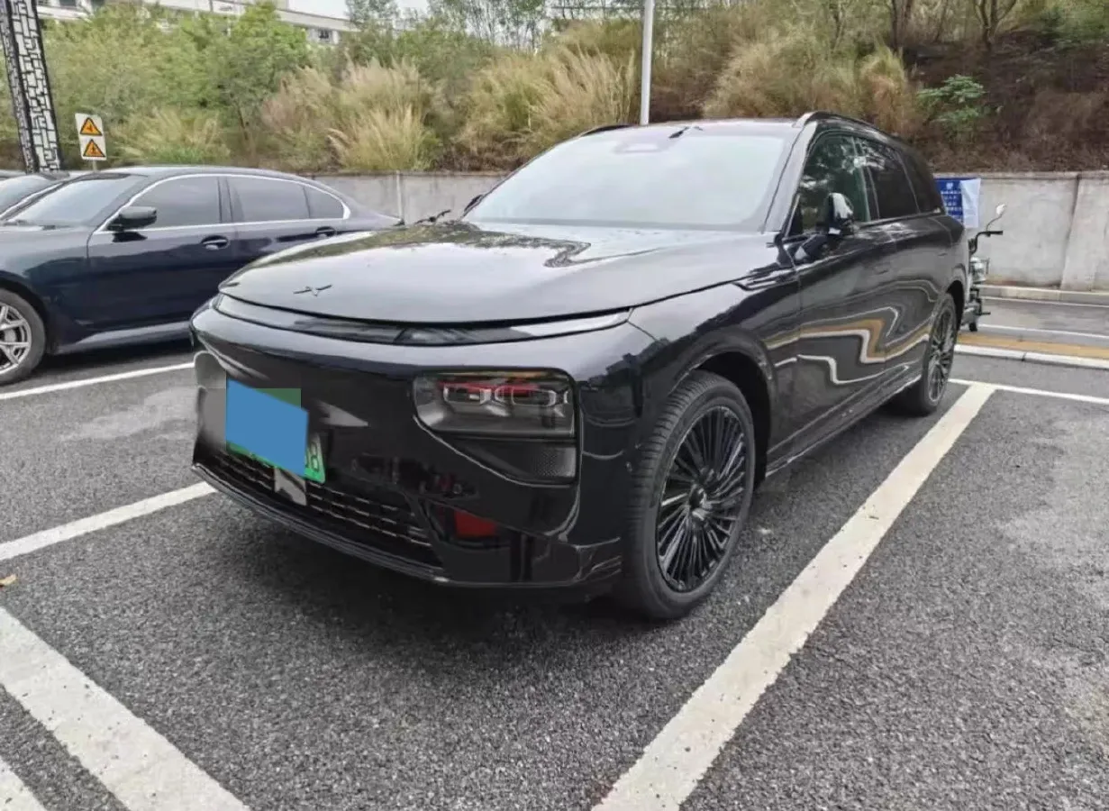 2025 Xpeng G9 BEV 79KWH,autocango,china used car exporter,china ev exporter,chinese used car exporter,chinese used ev exporter