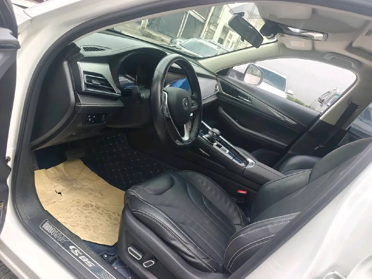 2021 ChangAn CS85 Coupe 2.0T 233HP L4 8AT,autocango,china used car exporter,china ev exporter,chinese used car exporter,chinese used ev exporter