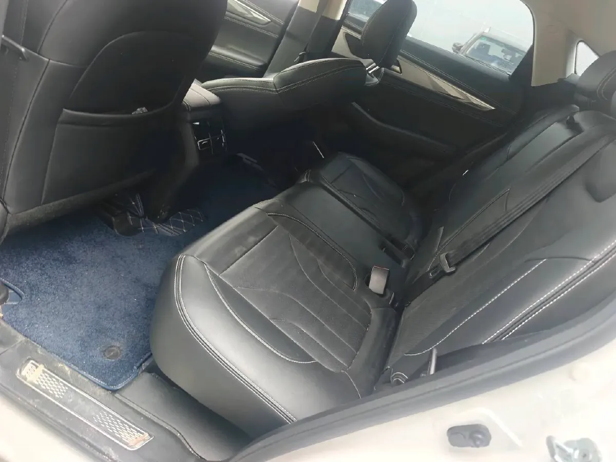 2021 ChangAn CS85 Coupe 2.0T 233HP L4 8AT,autocango,china used car exporter,china ev exporter,chinese used car exporter,chinese used ev exporter