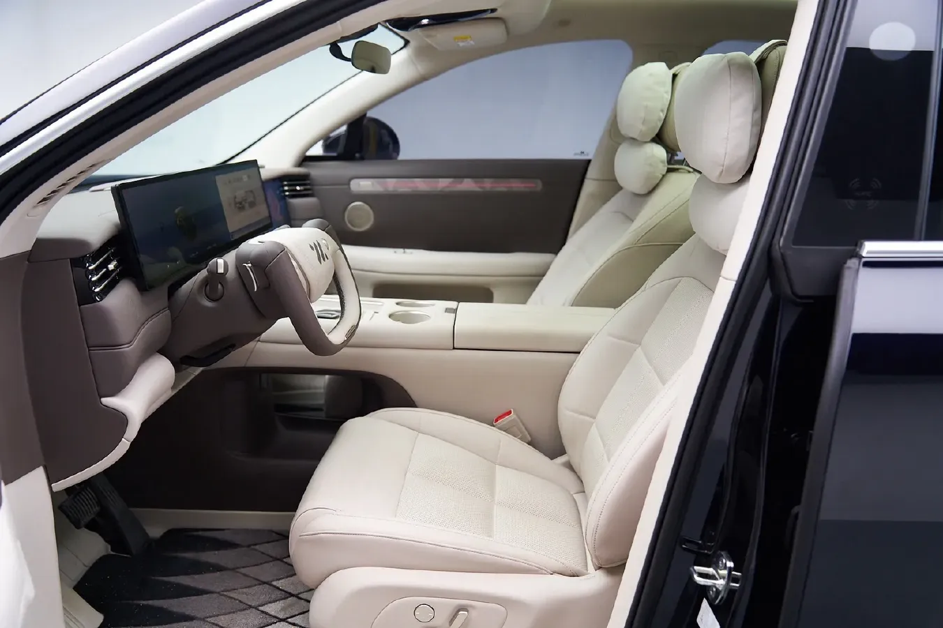 2026 IM LS6 BEV,autocango,china used car exporter,china ev exporter,chinese used car exporter,chinese used ev exporter